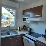 アパート Chez Ced Et Laeti, Prive Avec Jardin Et Terrasse Dans L'estuaire Muni D'une Piscine Couverte Et Aire De Jeu, Linge De Lit Et De Salle D'eau Ainsi Que Tele, Compris Dans Le Tarif Profitez A Fond De Notre Belle Region *